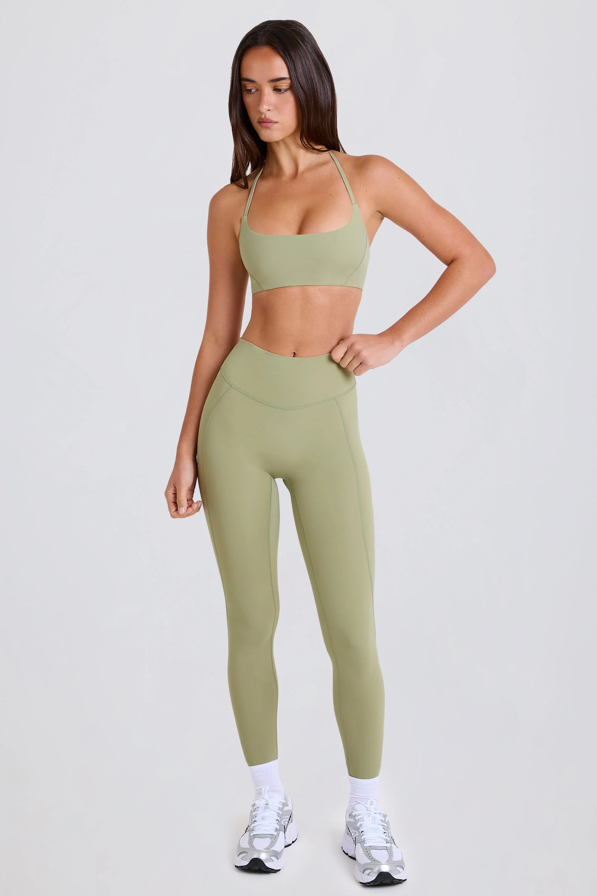 High-Waist Leggings in Matcha - Image 5