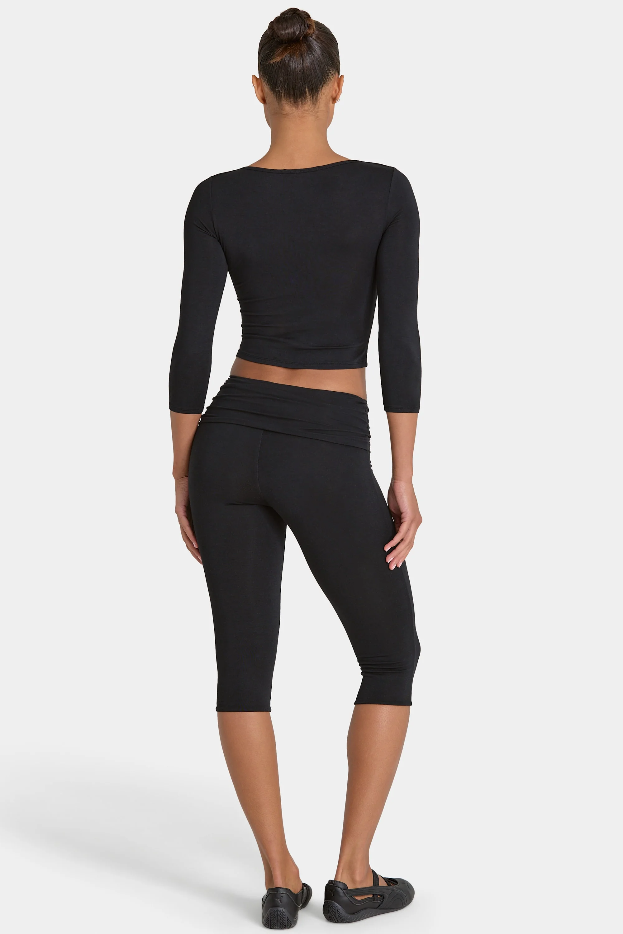 ButterCloud™ Capri Leggings in Black - Image 2